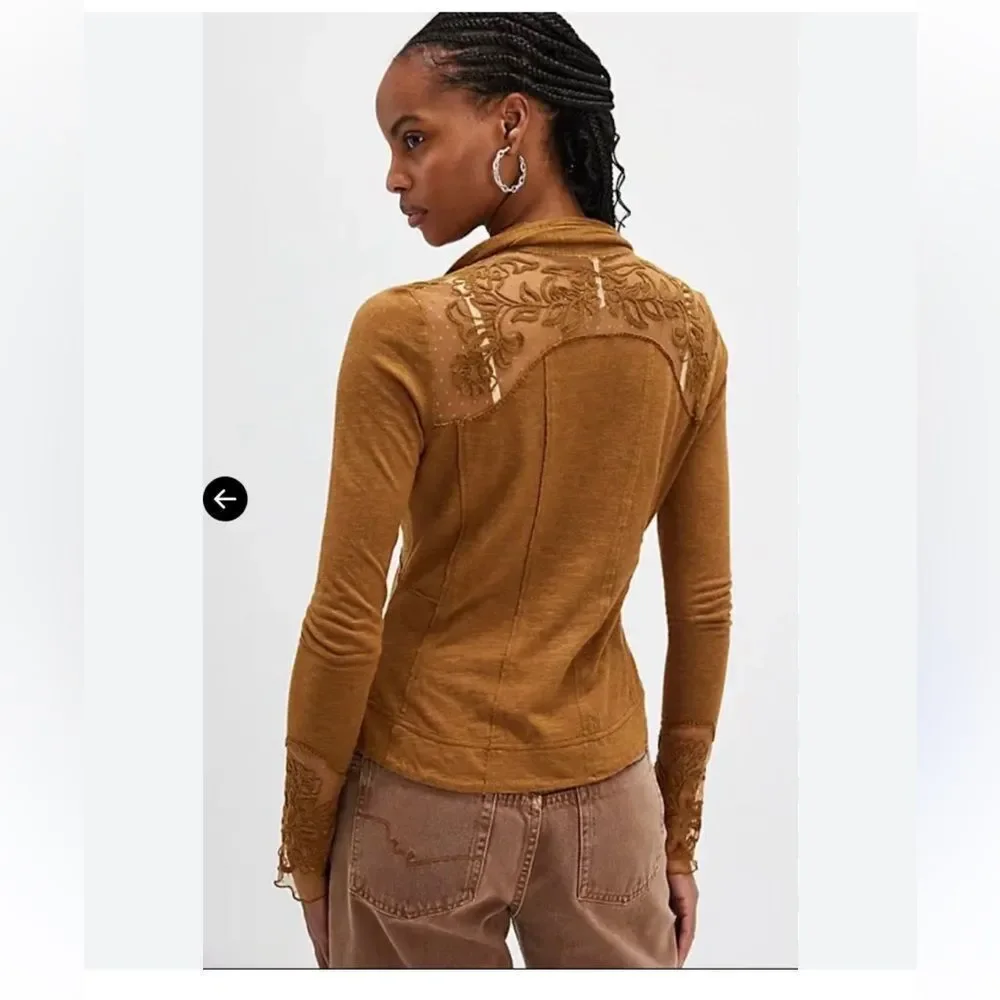 Free  People Women's Brown Rosebud Cuff Button Down